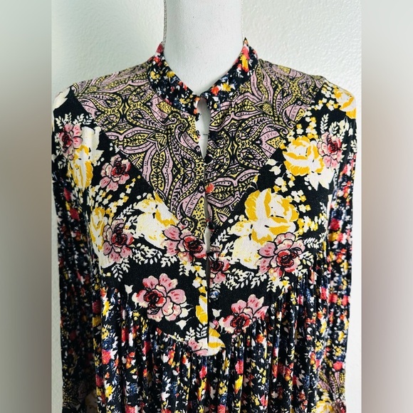 Free People Wildflower Fields Henley Tunic Boho Top Size Medium - Picture 4 of 9